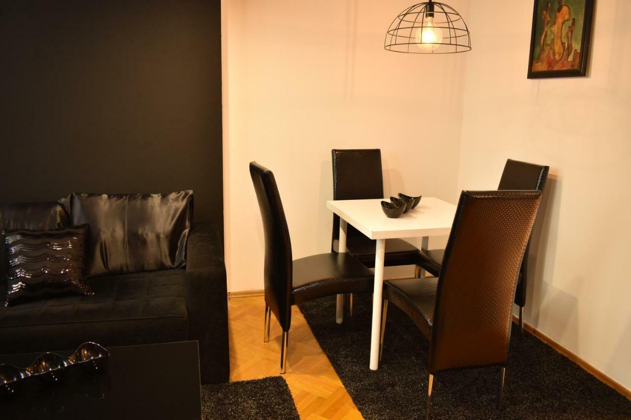Naumovski Apartments Скопье Экстерьер фото