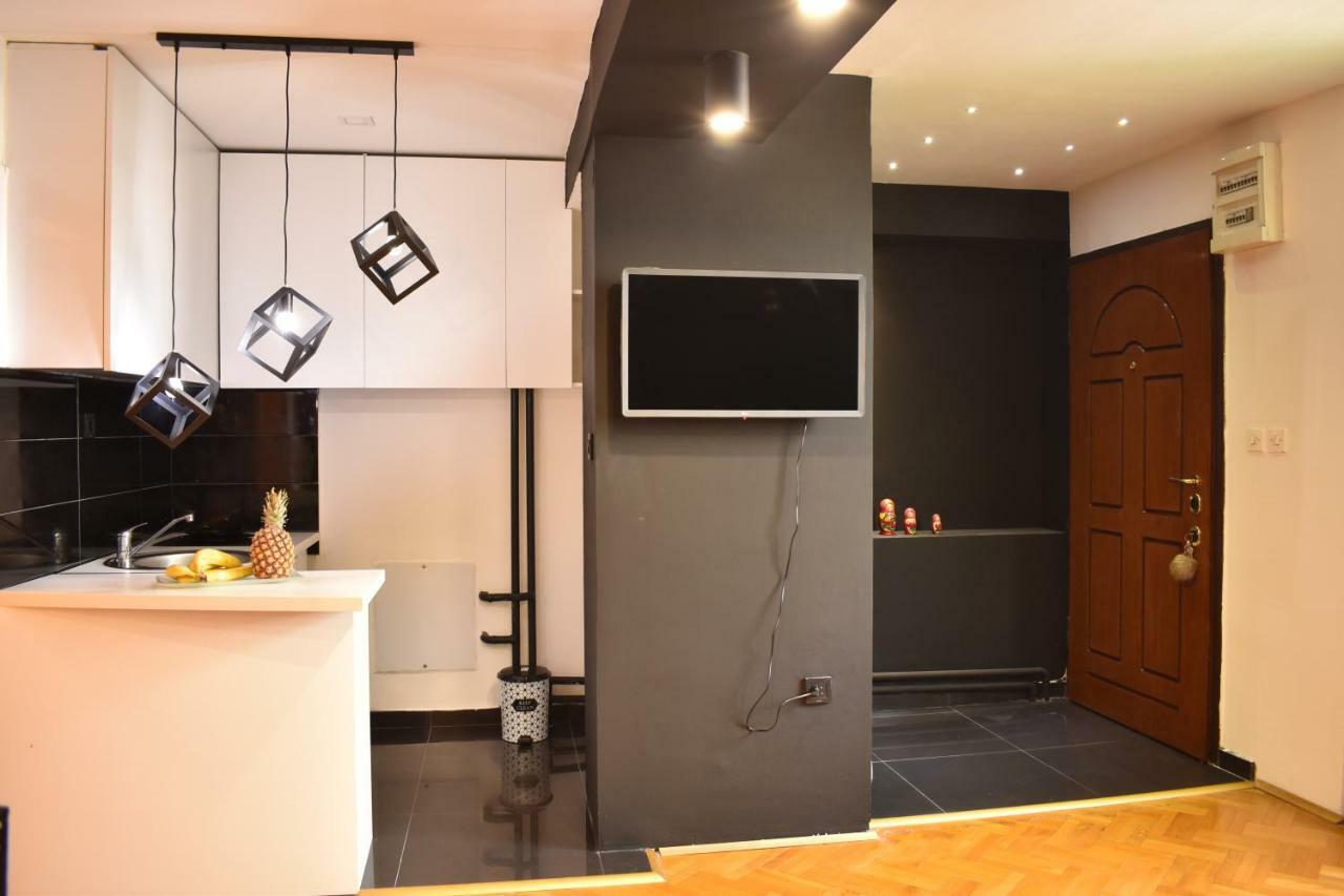Naumovski Apartments Скопье Экстерьер фото